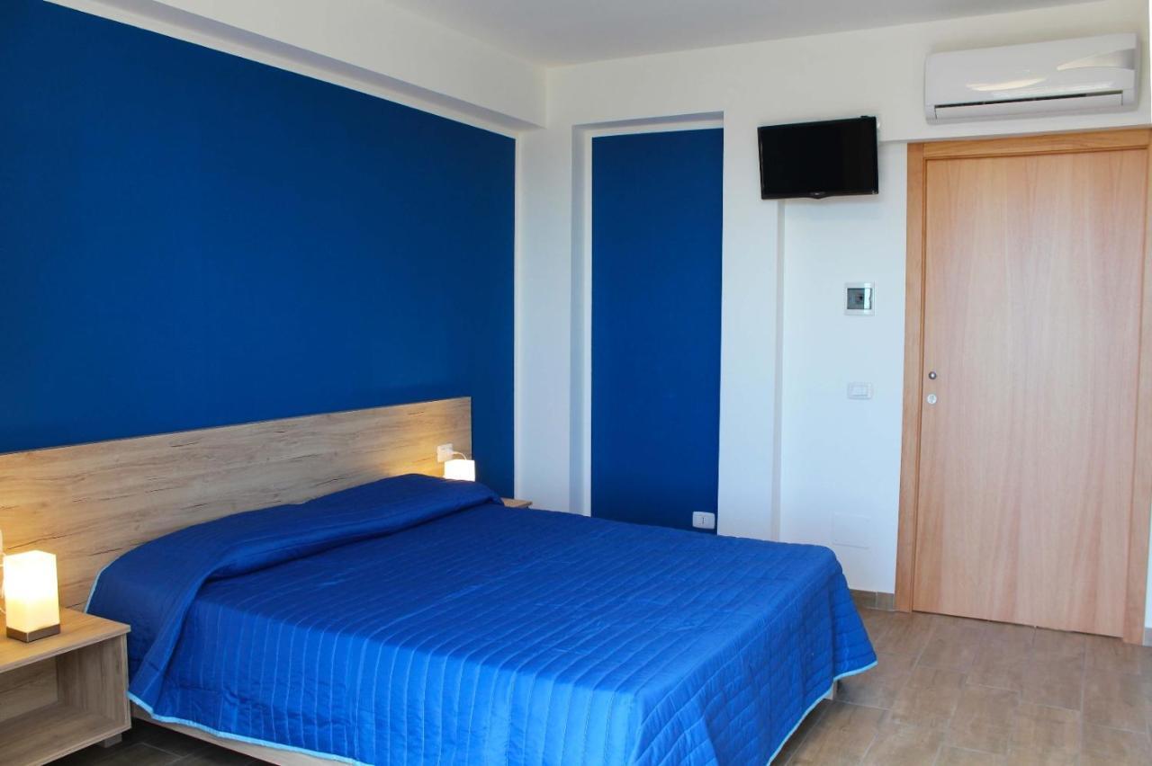 Bed Ponente Hotel Isola delle Femmine Kültér fotó